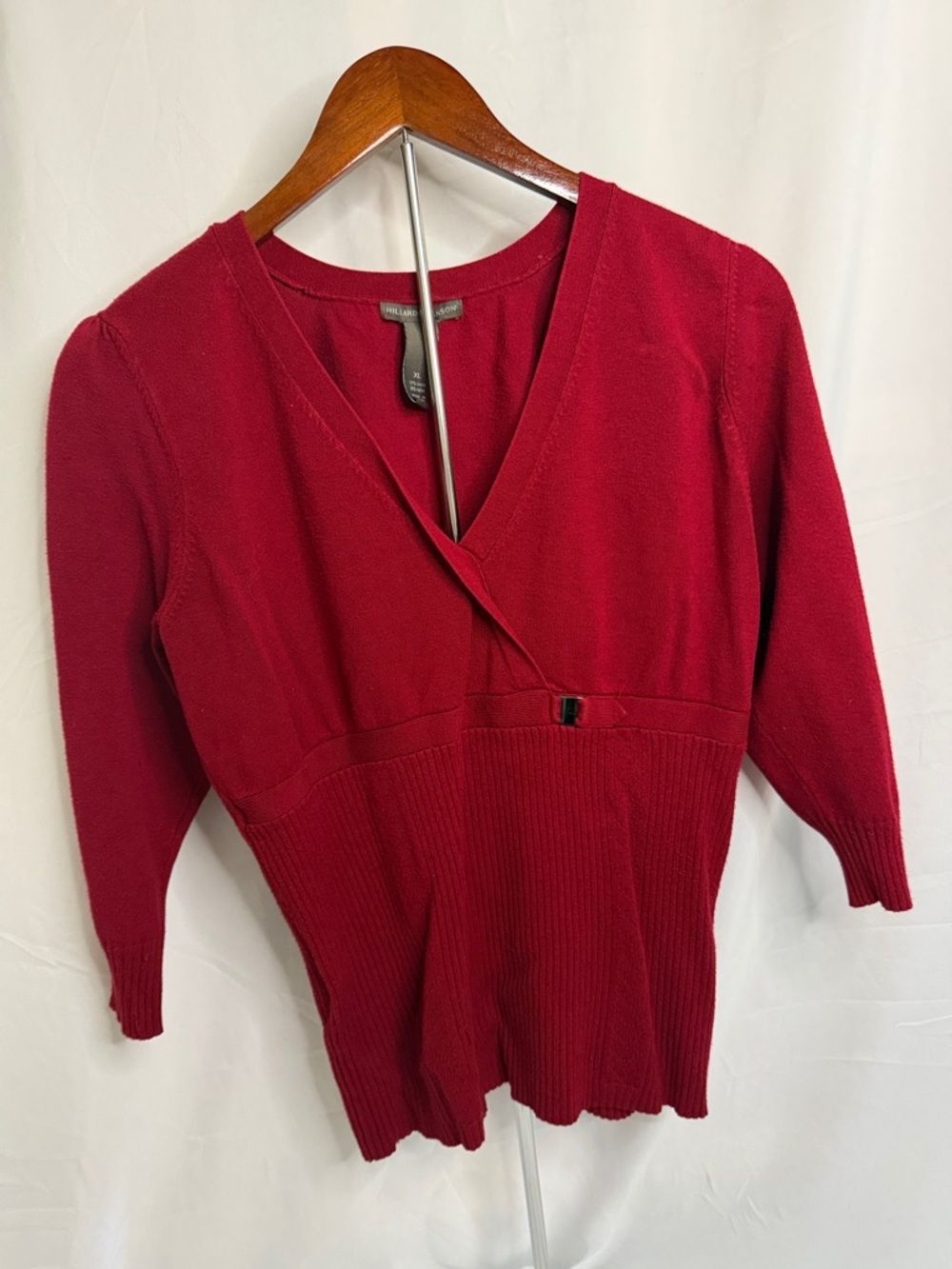Hillard & Hanson Deep Wine Red V-Neck Waist-Accented Sweater